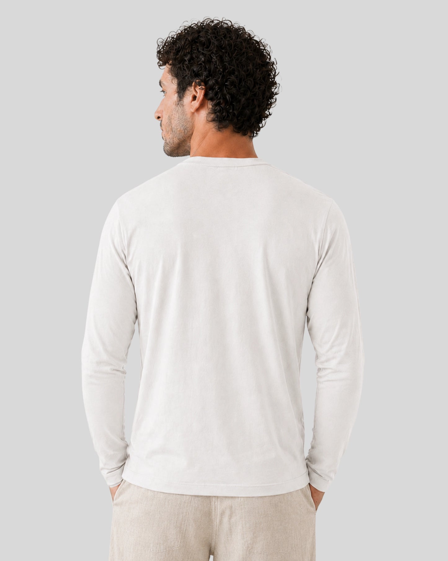 POLO MANGA LARGA CUELLO V